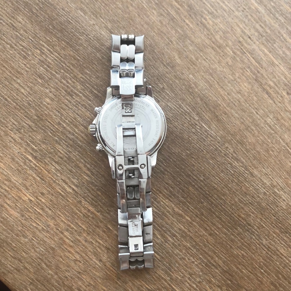 Watch - Picture 3 of 5